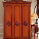 Lemari Pakaian Pintu3 Antik, lemari pintu3 kayu jati antik, lemari pakaian kayu jati model antik, lemari pakaian jati ukiran antik, lemari pakaian ukiran jepara