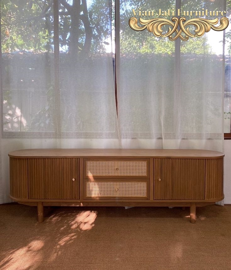 Meja Tv Model Terbaru Pintu Salur, buffet tv model terbaru pintu salur, meja tv model salur kayu jati, buffet tv model salurkayu jati, jual buffet tv bahan jati